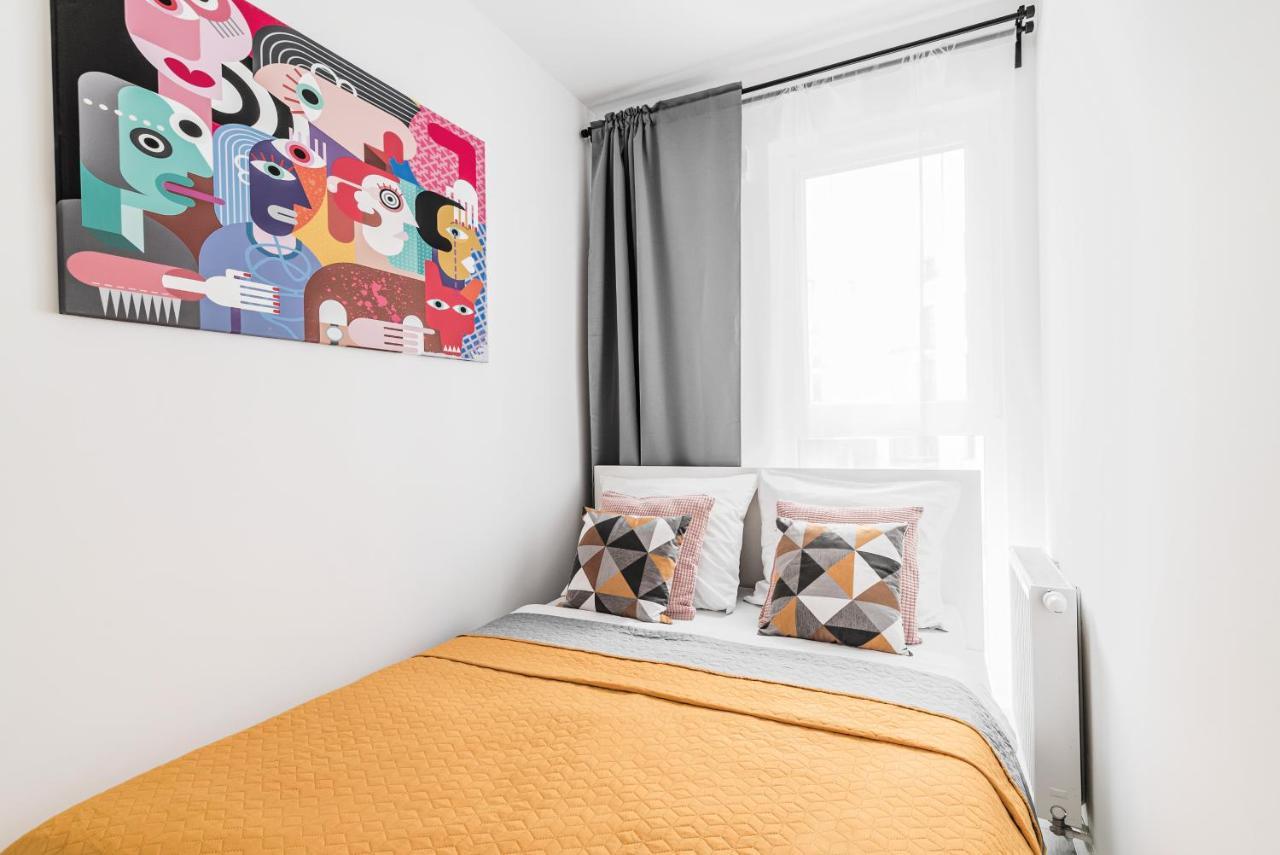 Apartamenty Homely Place Centrum - Stary Rynek - Parking Poznan Ngoại thất bức ảnh