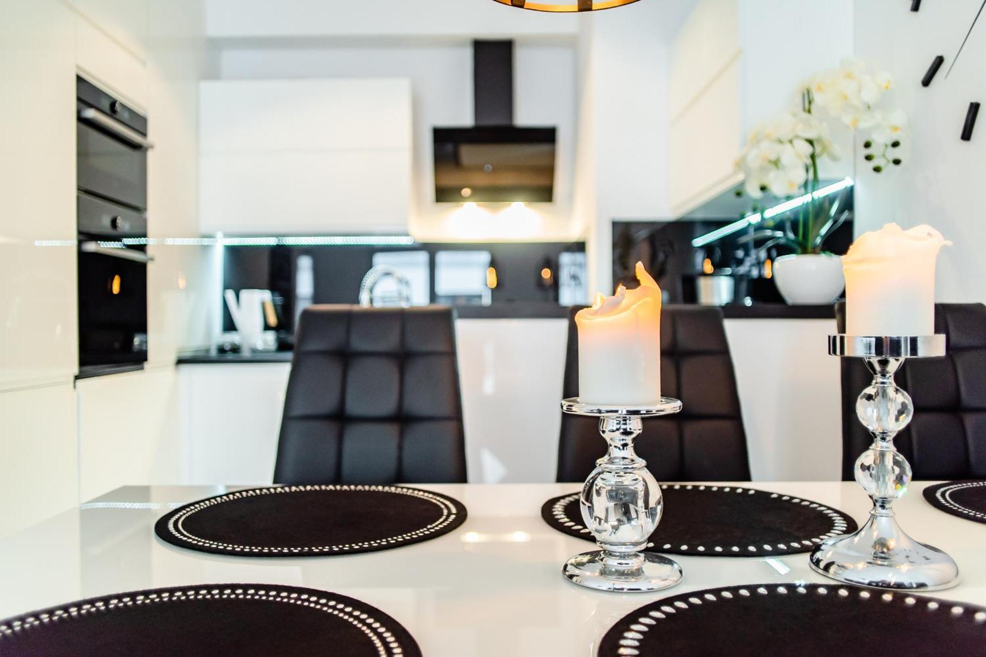 Apartamenty Homely Place Centrum - Stary Rynek - Parking Poznan Ngoại thất bức ảnh