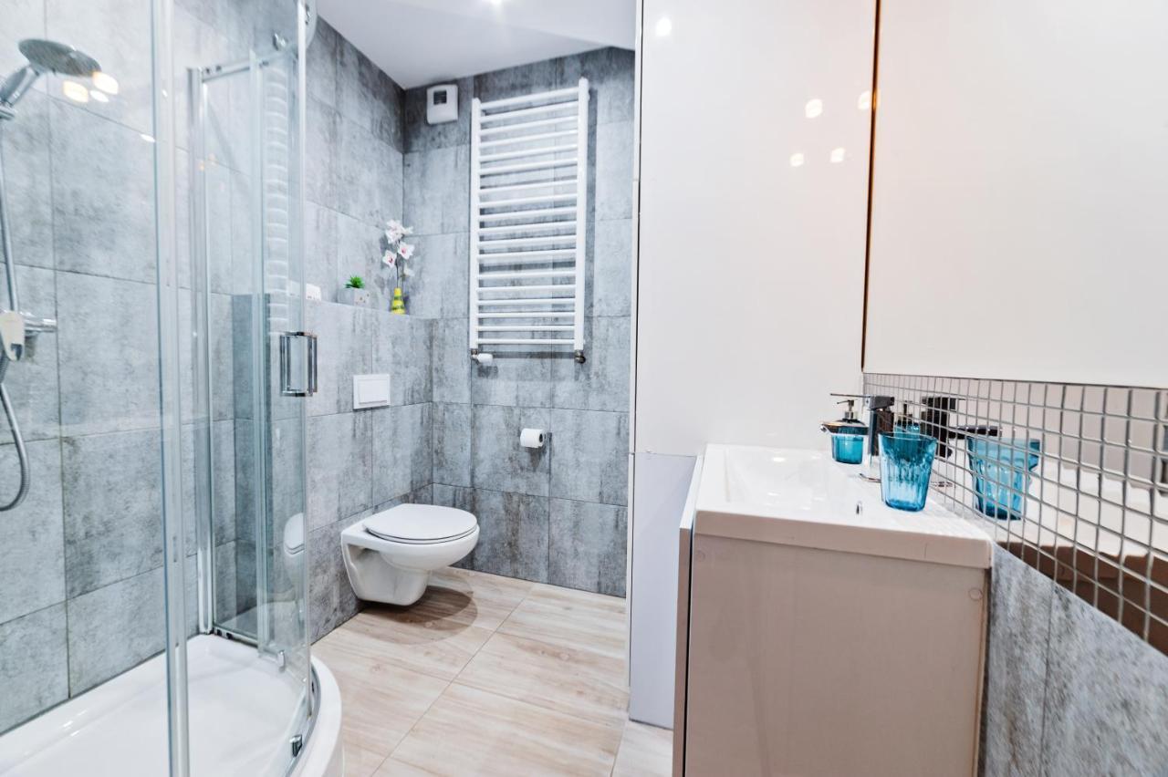 Apartamenty Homely Place Centrum - Stary Rynek - Parking Poznan Ngoại thất bức ảnh