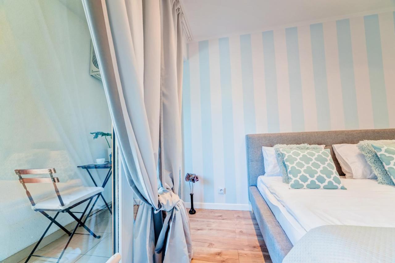 Apartamenty Homely Place Centrum - Stary Rynek - Parking Poznan Ngoại thất bức ảnh