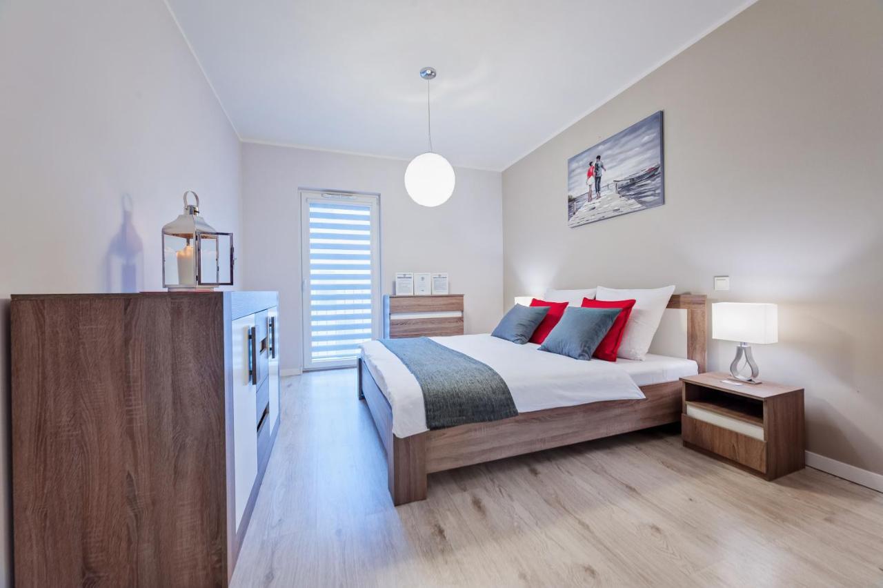 Apartamenty Homely Place Centrum - Stary Rynek - Parking Poznan Ngoại thất bức ảnh